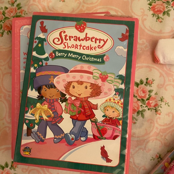 Strawberry shortcake set of 5 dvds - Picture 8 of 16